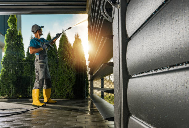 Why Choose Our Certified Pressure Washing Experts for Your Project Needs in Mayo, FL?